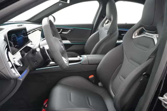 Mercedes-Benz E-Klasse (2025) thumbnail 4