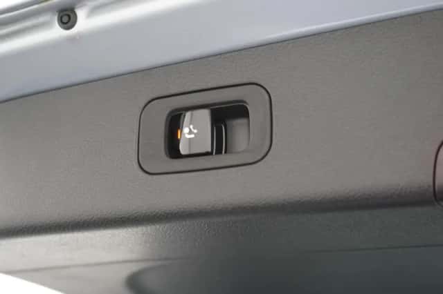 Mercedes-Benz E-Klasse (2024) thumbnail 20