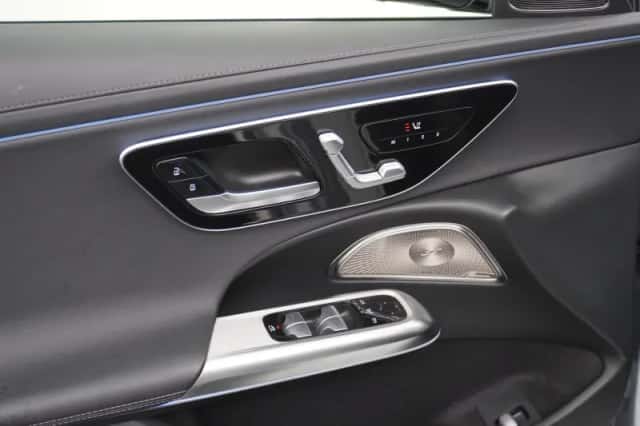 Mercedes-Benz E-Klasse (2024) thumbnail 24