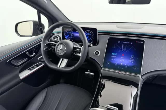 Mercedes-Benz EQE (2025) thumbnail 11