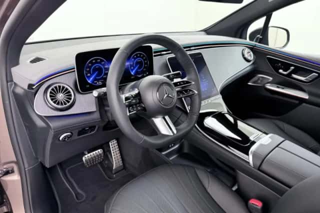 Mercedes-Benz EQE (2025) thumbnail 4