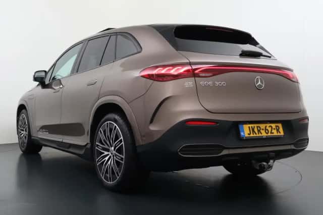 Mercedes-Benz EQE (2025) thumbnail 5