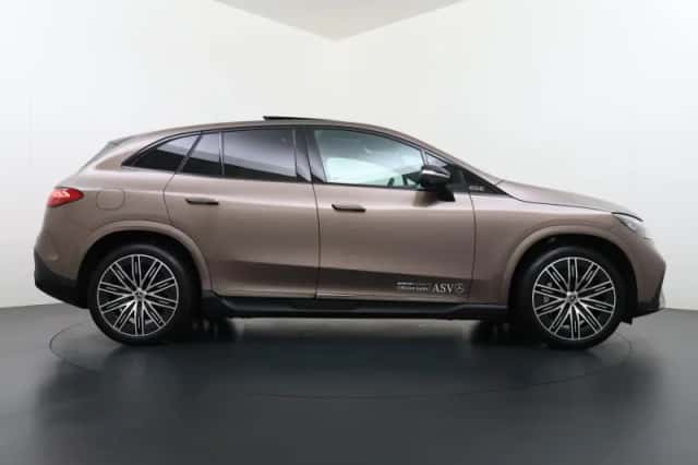 Mercedes-Benz EQE (2025) thumbnail 10