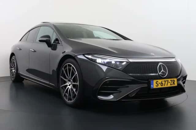 Mercedes-Benz EQS (2023) thumbnail 12