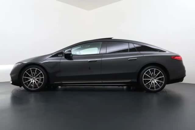 Mercedes-Benz EQS (2023) thumbnail 3