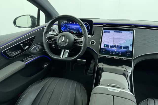 Mercedes-Benz EQS (2023) thumbnail 28