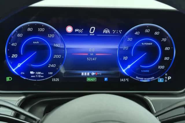 Mercedes-Benz EQS (2023) thumbnail 34