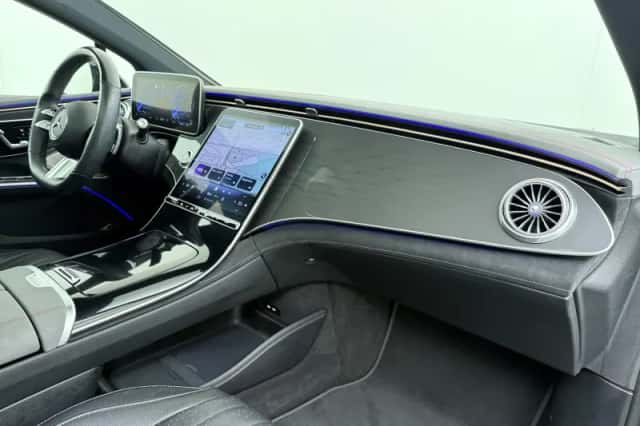 Mercedes-Benz EQS (2023) thumbnail 46