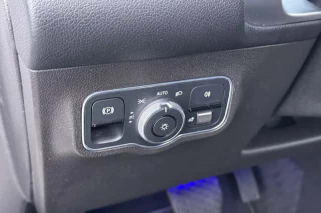 Mercedes-Benz GLB-Klasse (2021) thumbnail 24