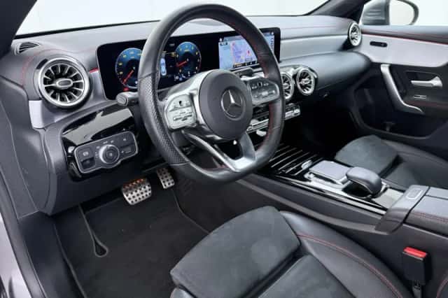 Mercedes-Benz CLA-Klasse (2020) thumbnail 2