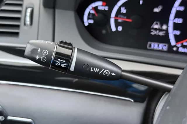 Mercedes-Benz S-Klasse (2013) thumbnail 33