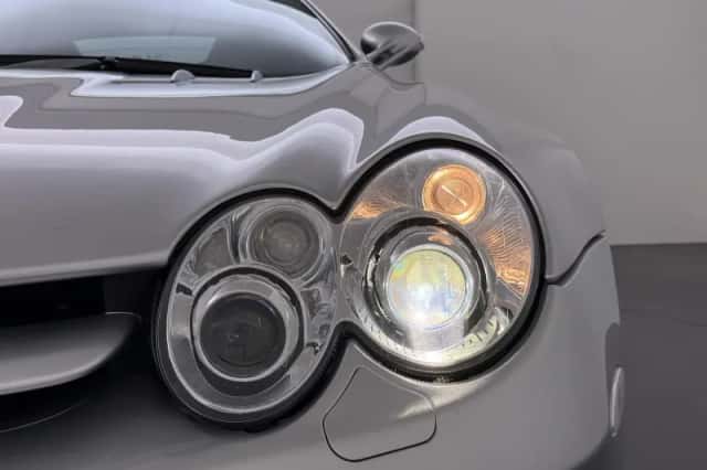 Mercedes-Benz SLR (2007) thumbnail 16