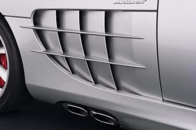 Mercedes-Benz SLR (2007) thumbnail 36