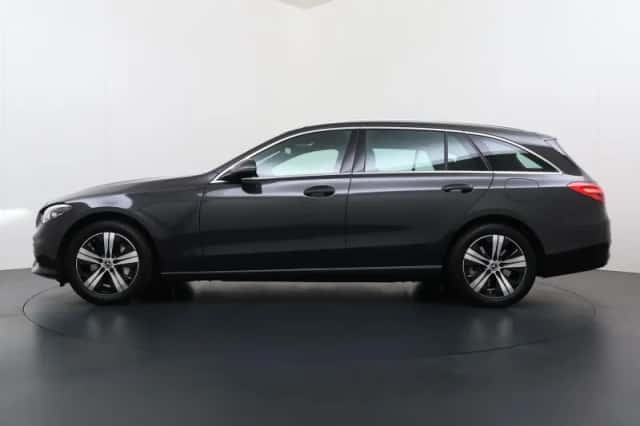 Mercedes-Benz C-Klasse (2024) thumbnail 3