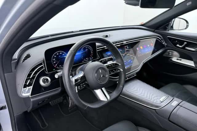Mercedes-Benz E-Klasse (2025) thumbnail 2