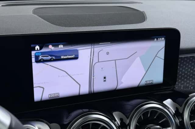 Mercedes-Benz EQB (2025) thumbnail 42