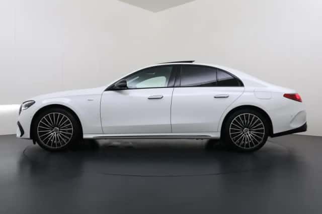 Mercedes-Benz E-Klasse (2025) thumbnail 3