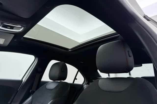 Mercedes-Benz A-Klasse (2020) thumbnail 4