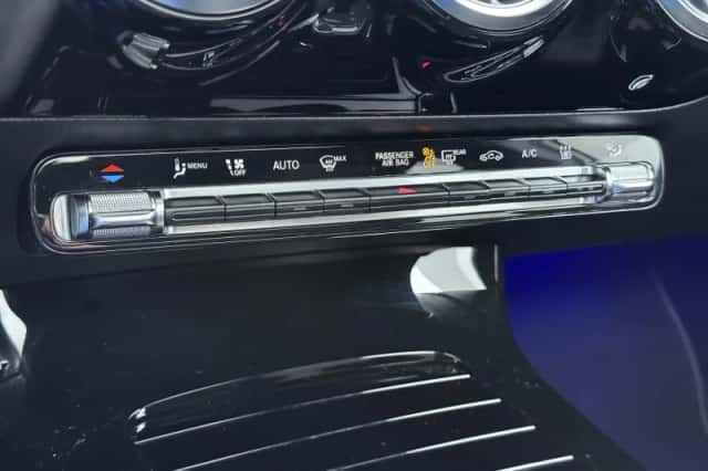 Mercedes-Benz A-Klasse (2020) thumbnail 41