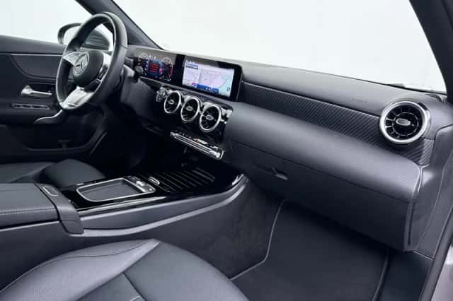 Mercedes-Benz A-Klasse (2024) thumbnail 48