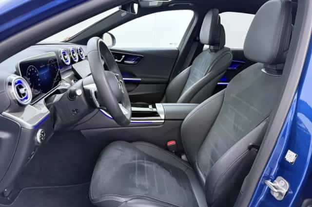 Mercedes-Benz C-Klasse (2025) thumbnail 2