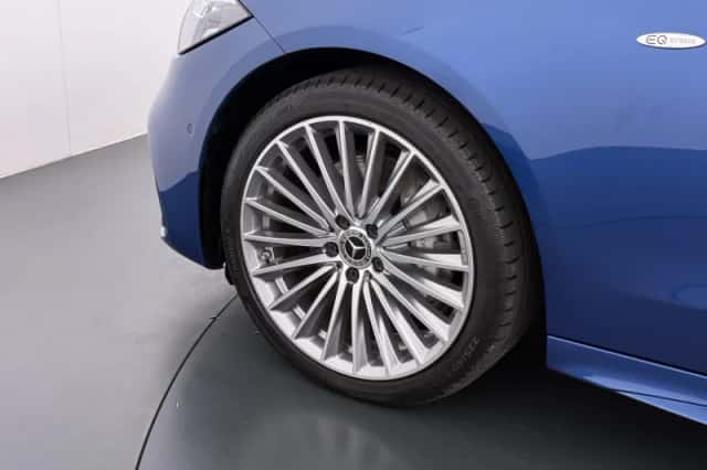 Mercedes-Benz C-Klasse (2025) thumbnail 8