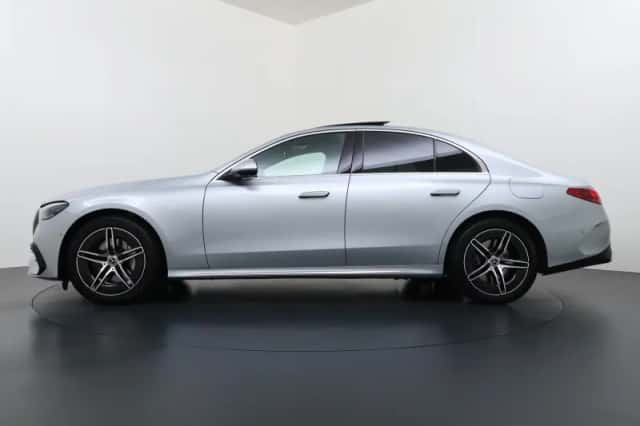 Mercedes-Benz E-Klasse (2025) thumbnail 3