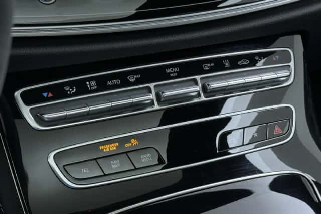 Mercedes-Benz E-Klasse (2022) thumbnail 53