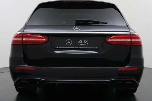 Mercedes-Benz E-Klasse (2022) thumbnail 7
