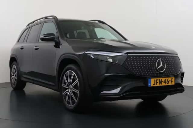 Mercedes-Benz EQB (2025) thumbnail 12
