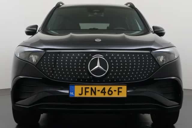 Mercedes-Benz EQB (2025) thumbnail 13