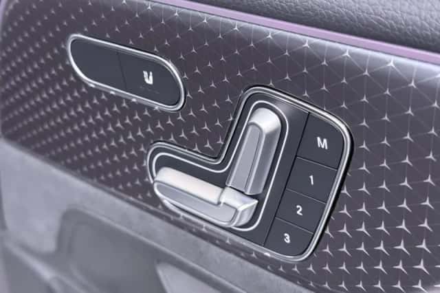 Mercedes-Benz EQB (2025) thumbnail 54