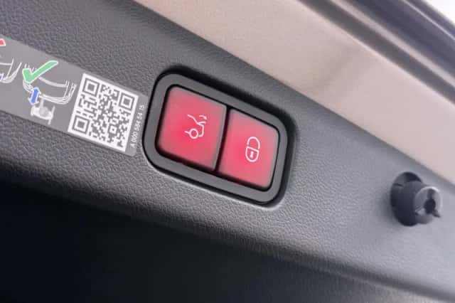 Mercedes-Benz E-Klasse (2025) thumbnail 18