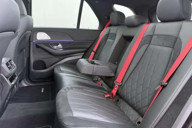 Mercedes-Benz GLE (2025) thumbnail 31