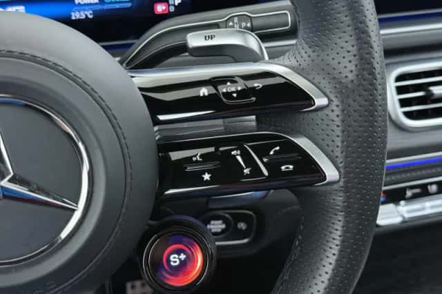 Mercedes-Benz GLE (2025) thumbnail 38