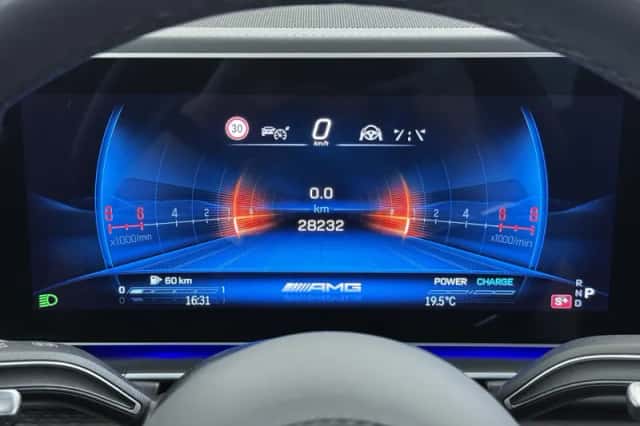Mercedes-Benz GLE (2025) thumbnail 39
