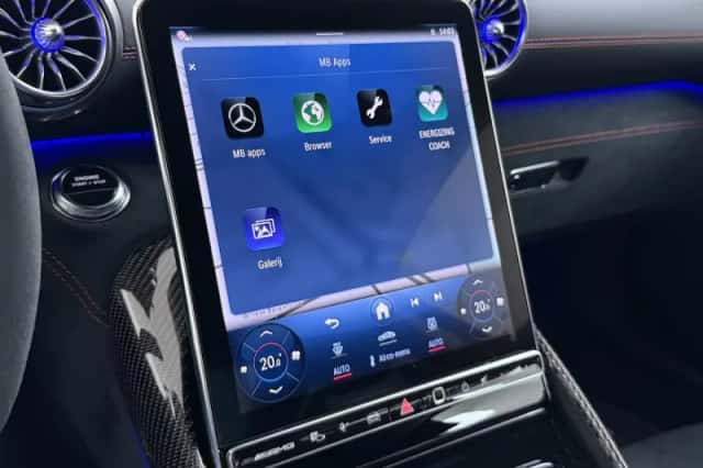 Mercedes-Benz AMG GT (2024) thumbnail 37