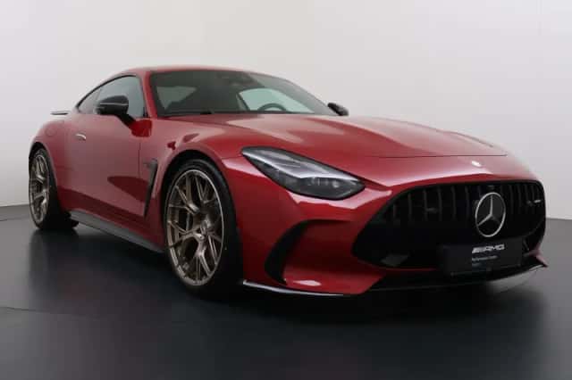 Mercedes-Benz AMG GT (2024) thumbnail 5