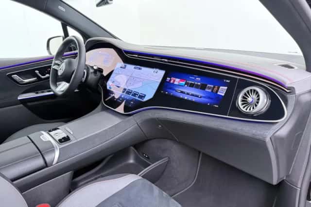 Mercedes-Benz EQE (2025) thumbnail 15
