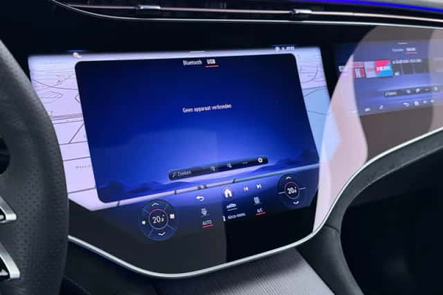 Mercedes-Benz EQE (2025) thumbnail 44