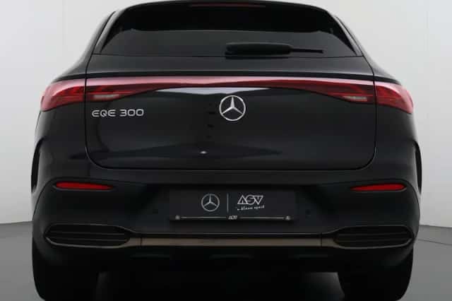 Mercedes-Benz EQE (2025) thumbnail 7