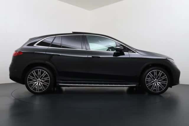 Mercedes-Benz EQE (2025) thumbnail 11