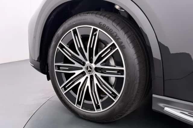 Mercedes-Benz EQE (2025) thumbnail 21
