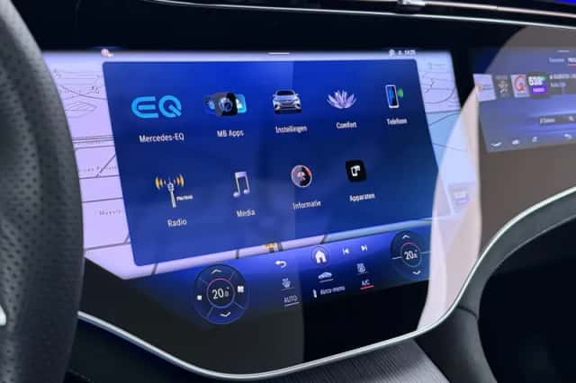 Mercedes-Benz EQE (2025) thumbnail 36