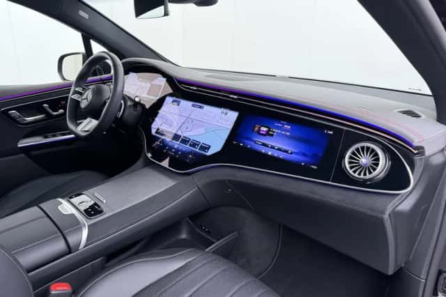 Mercedes-Benz EQE (2025) thumbnail 43