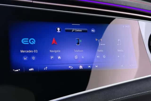 Mercedes-Benz EQE (2025) thumbnail 44