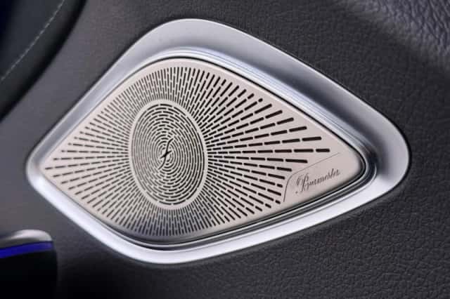 Mercedes-Benz EQE (2025) thumbnail 6