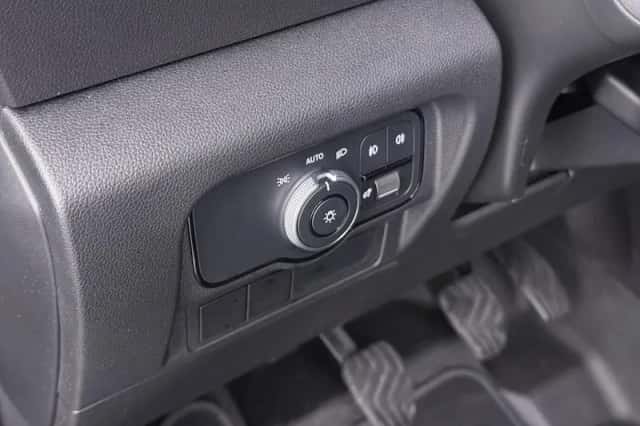 Mercedes-Benz Citan (2024) thumbnail 25