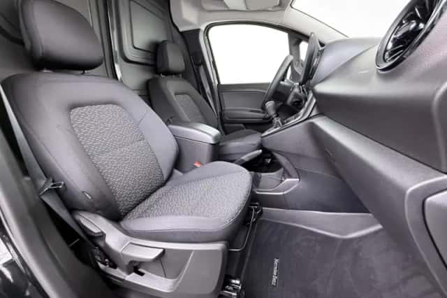 Mercedes-Benz Citan (2024) thumbnail 37