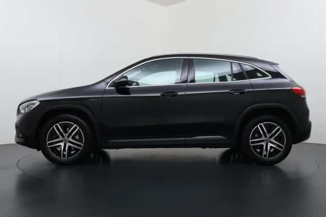 Mercedes-Benz GLA-Klasse (2020) thumbnail 3
